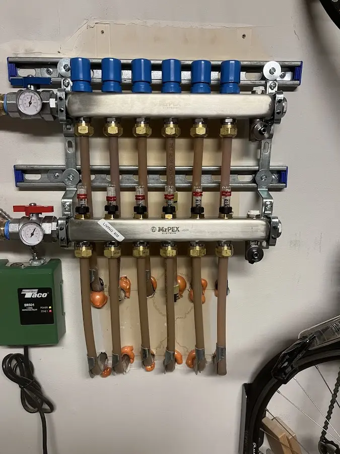 Plumber performing Gas Leak Detection at a residential property in Marysville